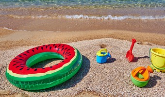 News-Expansion Toys Co.,Ltd-How should I buy a swimming ring?